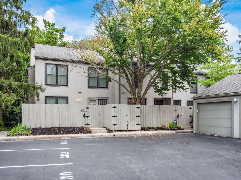 3132 Walden Ravines, Columbus, OH 43221 Photo 1