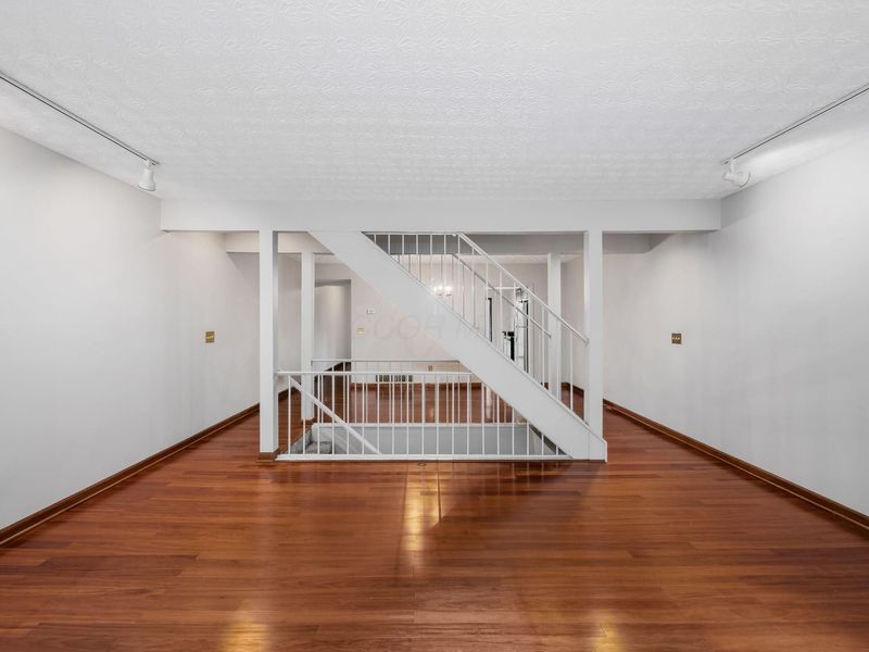 3132 Walden Ravines, Columbus, OH 43221 Photo 18