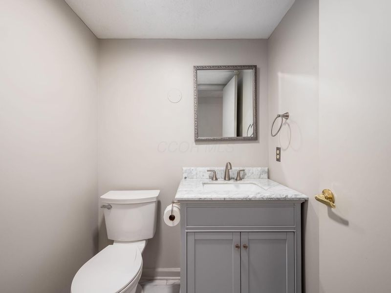 3132 Walden Ravines, Columbus, OH 43221 Photo 20