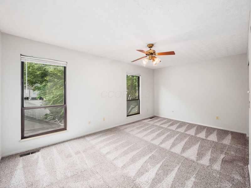3132 Walden Ravines, Columbus, OH 43221 Photo 26