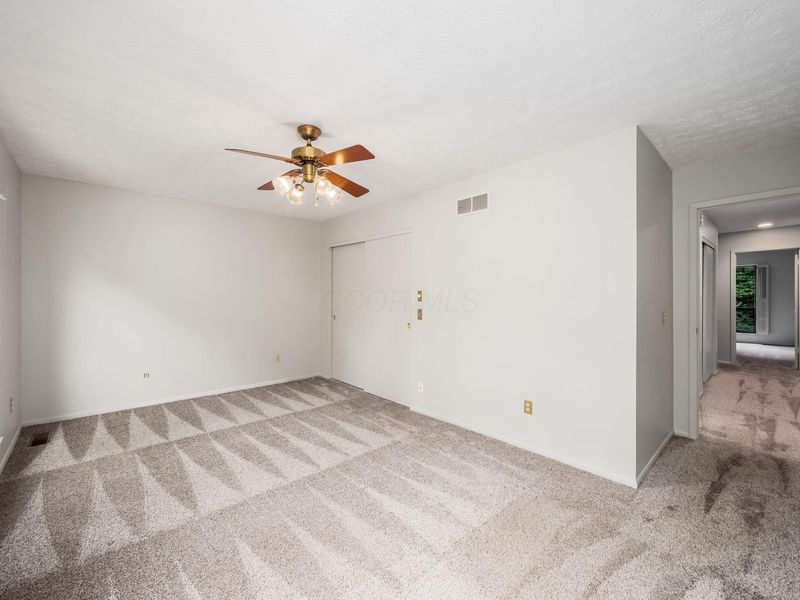 3132 Walden Ravines, Columbus, OH 43221 Photo 27