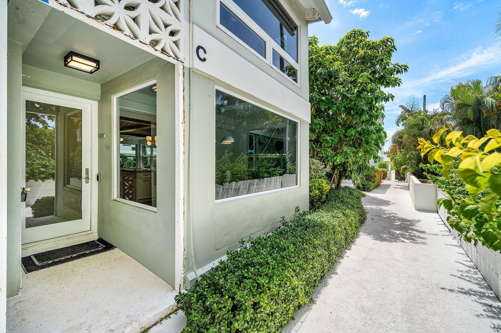 320 S Ocean Boulevard, Unit LC, Delray Beach, FL 33483 Photo