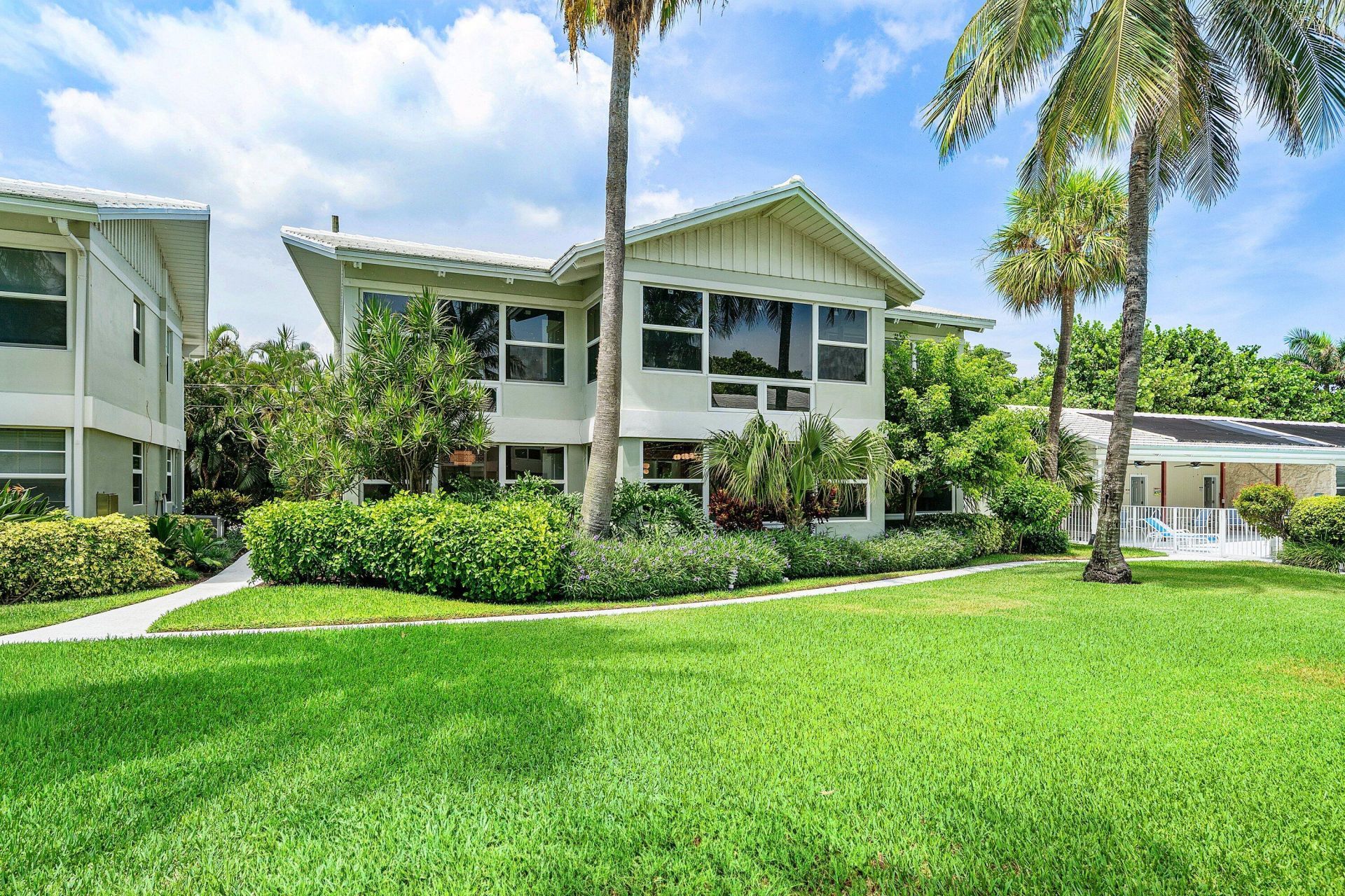 320 S Ocean Boulevard, Unit LC, Delray Beach, FL 33483 Photo