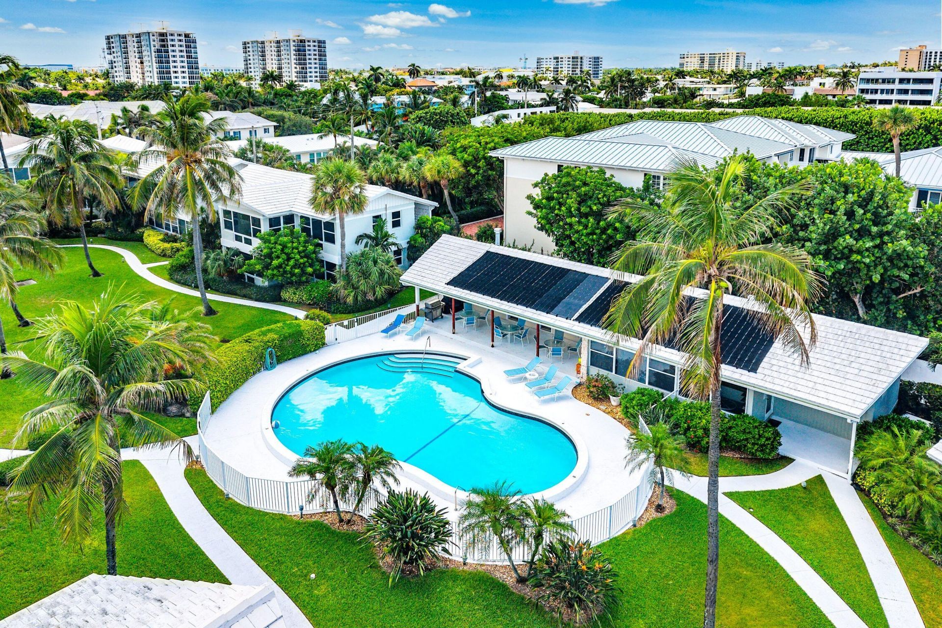320 S Ocean Boulevard, Unit LC, Delray Beach, FL 33483 Photo