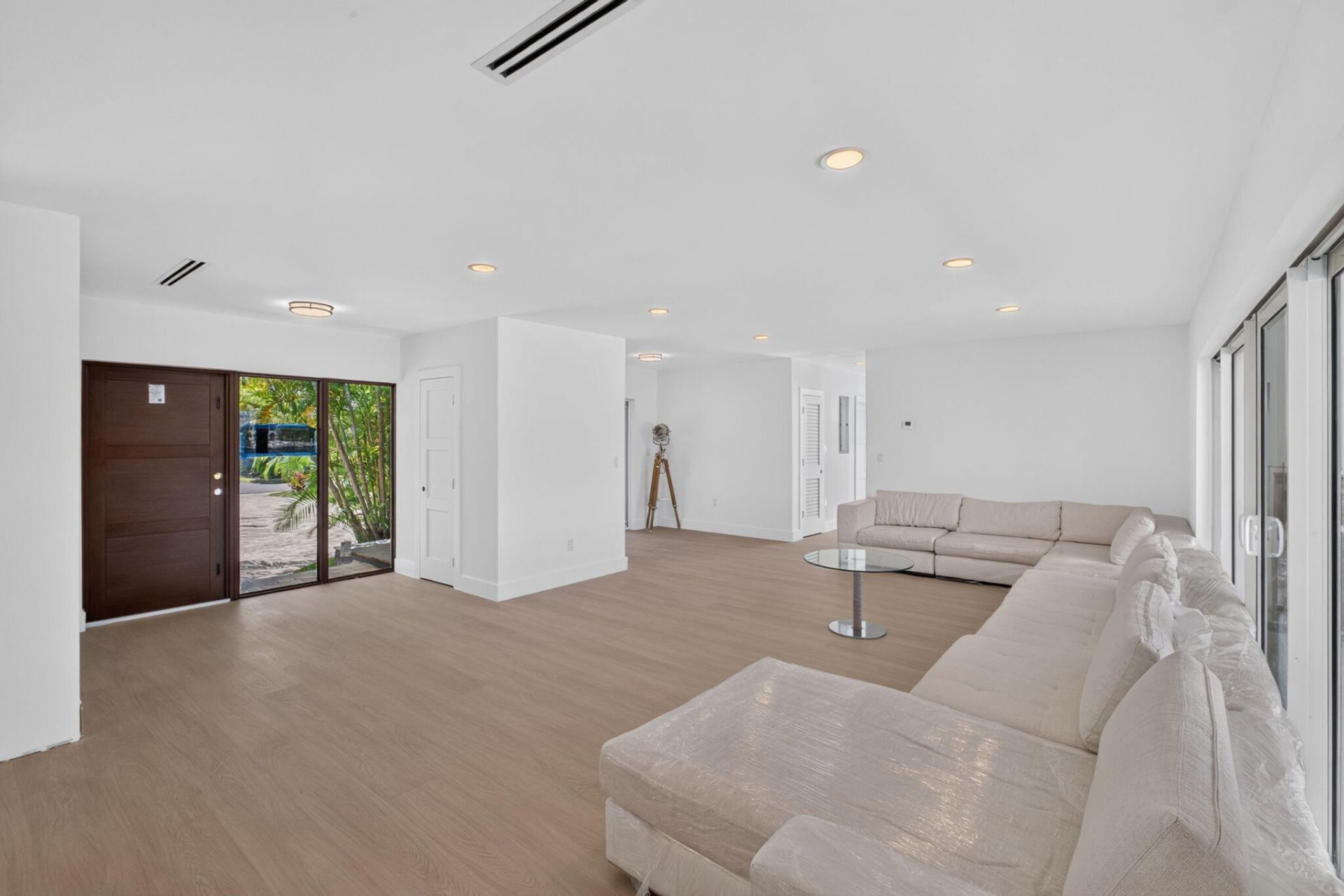 631 N Mashta Drive, Key Biscayne, FL 33149 Photo