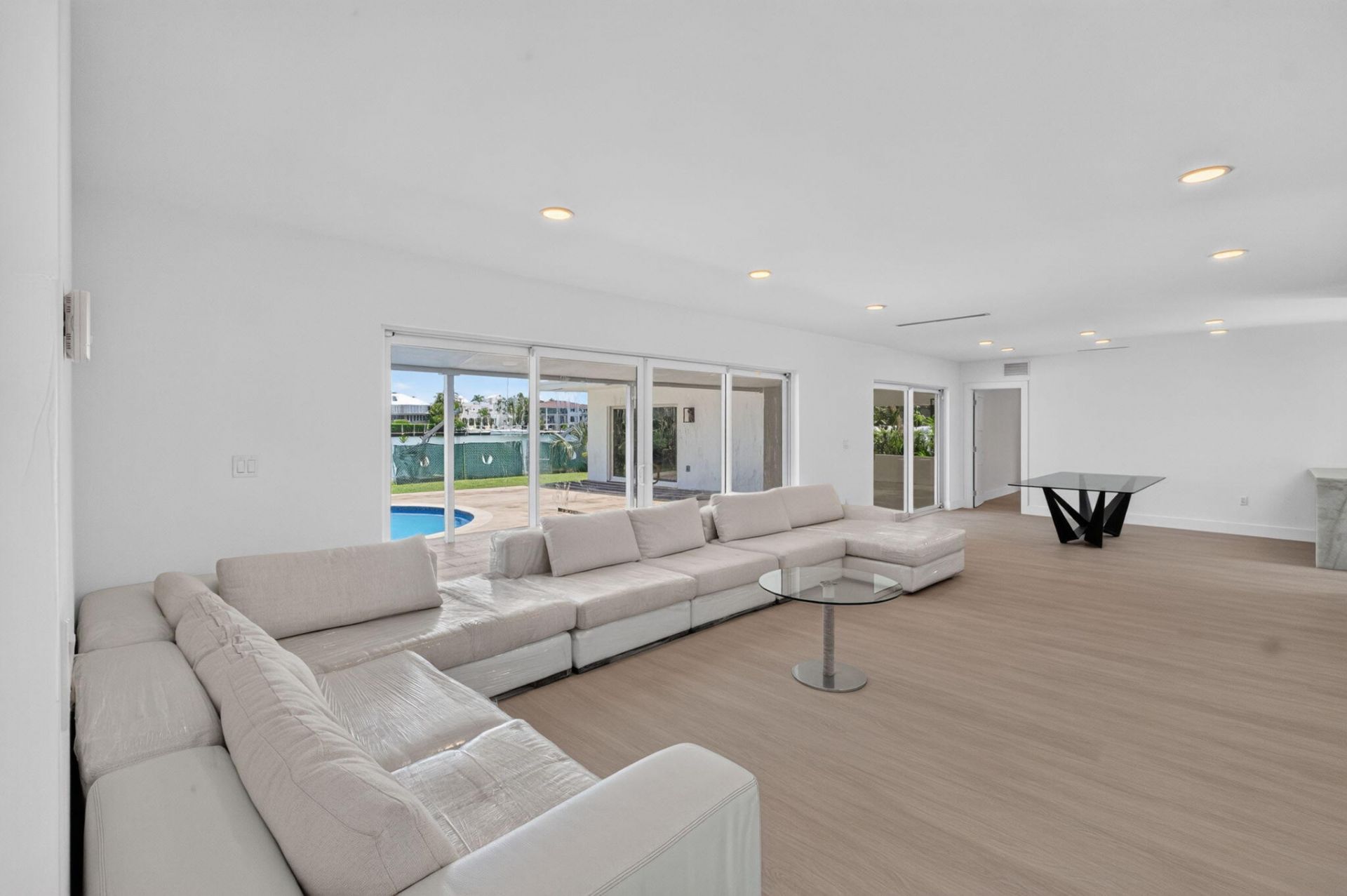 631 N Mashta Drive, Key Biscayne, FL 33149 Photo