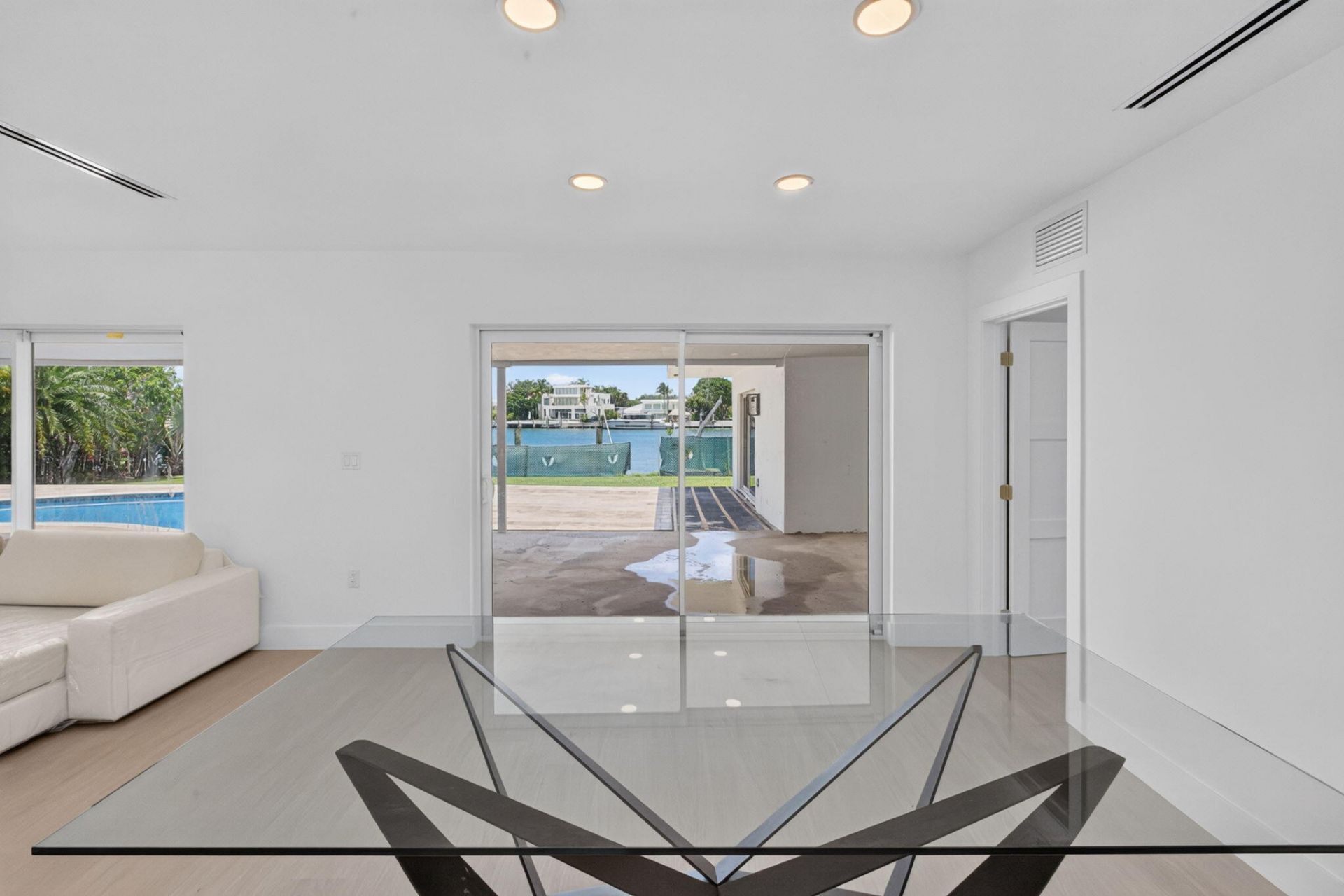 631 N Mashta Drive, Key Biscayne, FL 33149 Photo