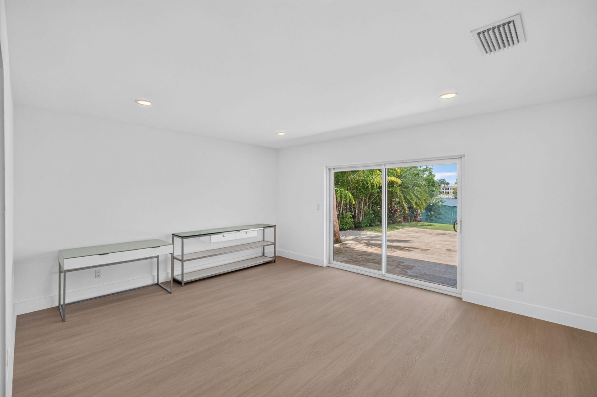 631 N Mashta Drive, Key Biscayne, FL 33149 Photo