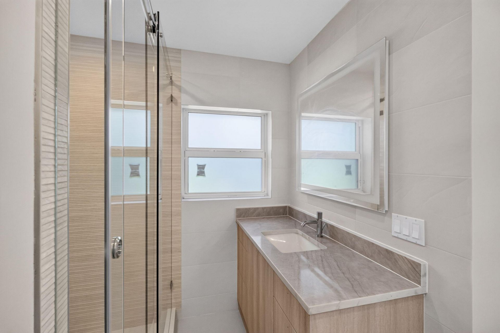 631 N Mashta Drive, Key Biscayne, FL 33149 Photo