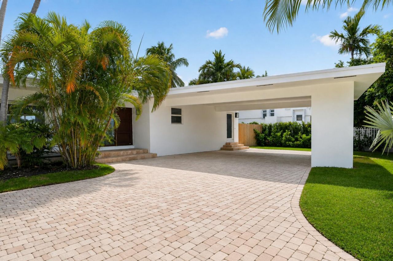 631 N Mashta Drive, Key Biscayne, FL 33149 Photo
