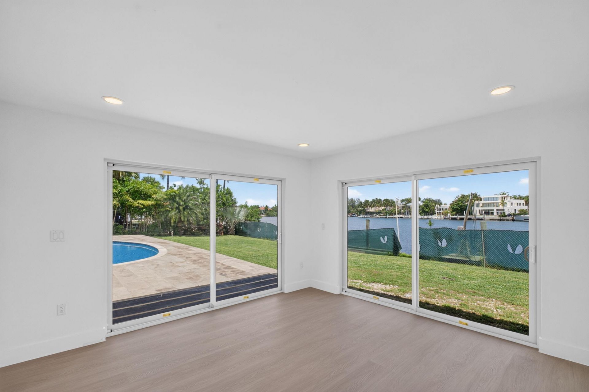 631 N Mashta Drive, Key Biscayne, FL 33149 Photo