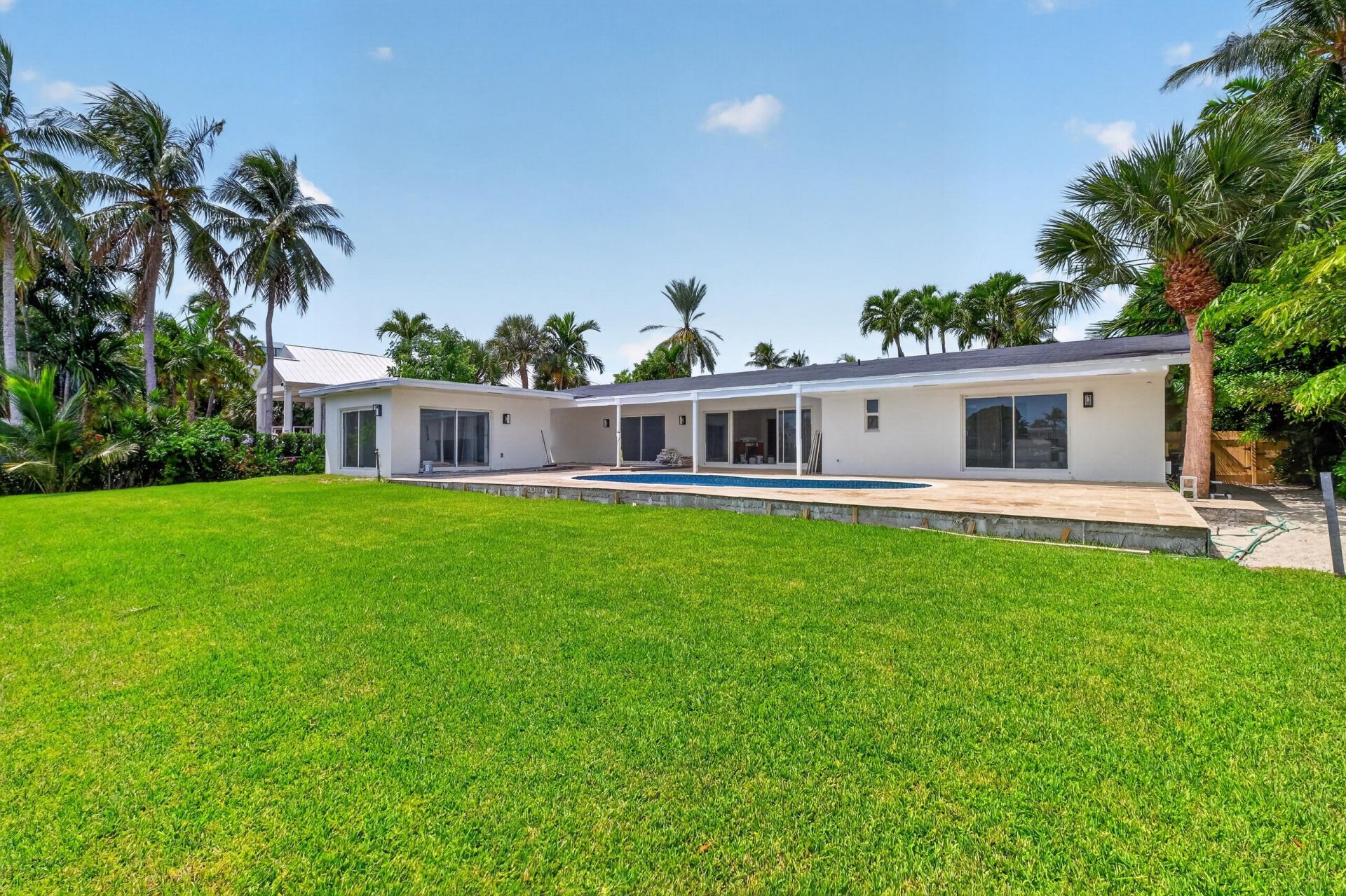 631 N Mashta Drive, Key Biscayne, FL 33149 Photo