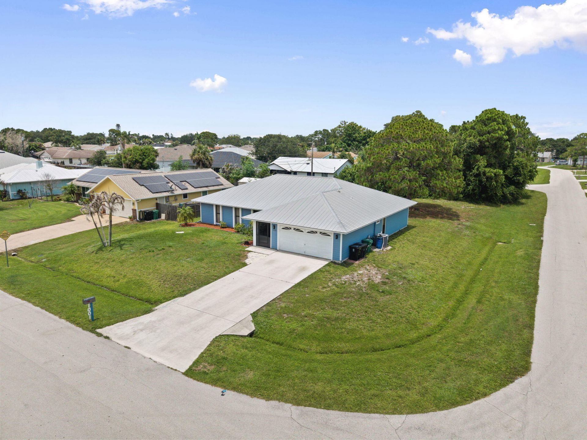 1001 SW Canary Terrace, Port Saint Lucie, FL 34953 Photo