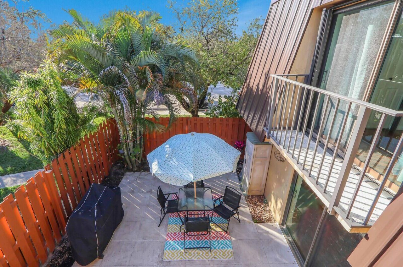 5633 SE Windsong Lane, Stuart, FL 34997 Photo