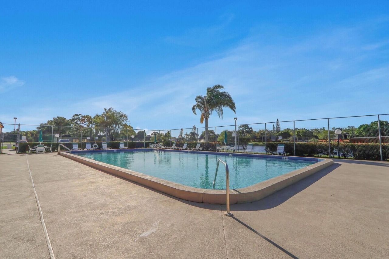 5633 SE Windsong Lane, Stuart, FL 34997 Photo