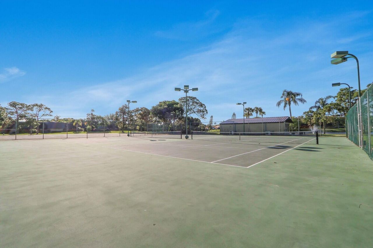 5633 SE Windsong Lane, Stuart, FL 34997 Photo