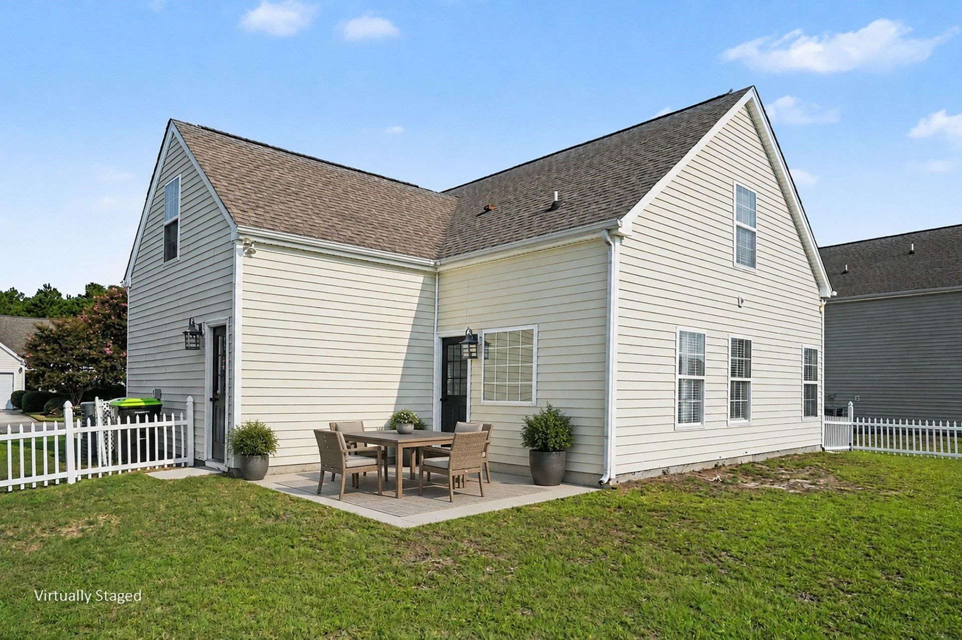 2237 Haystack Way Photo 10