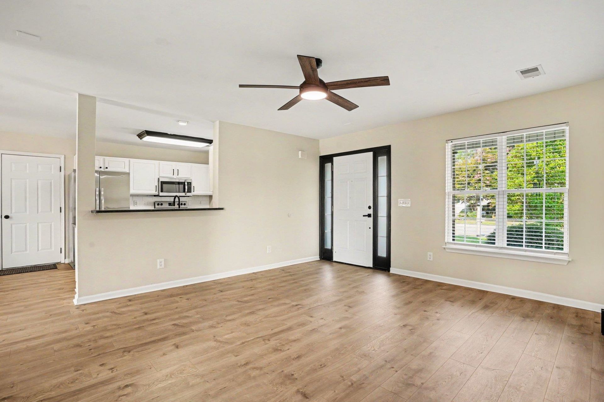 2237 Haystack Way Photo 12