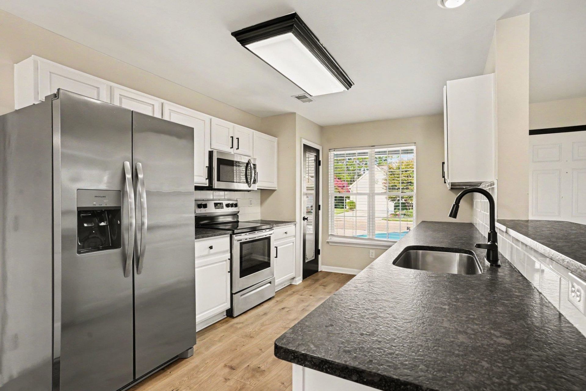 2237 Haystack Way Photo 16