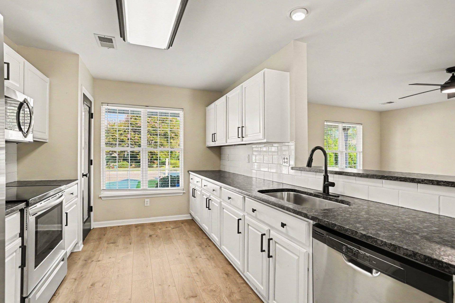 2237 Haystack Way Photo 17
