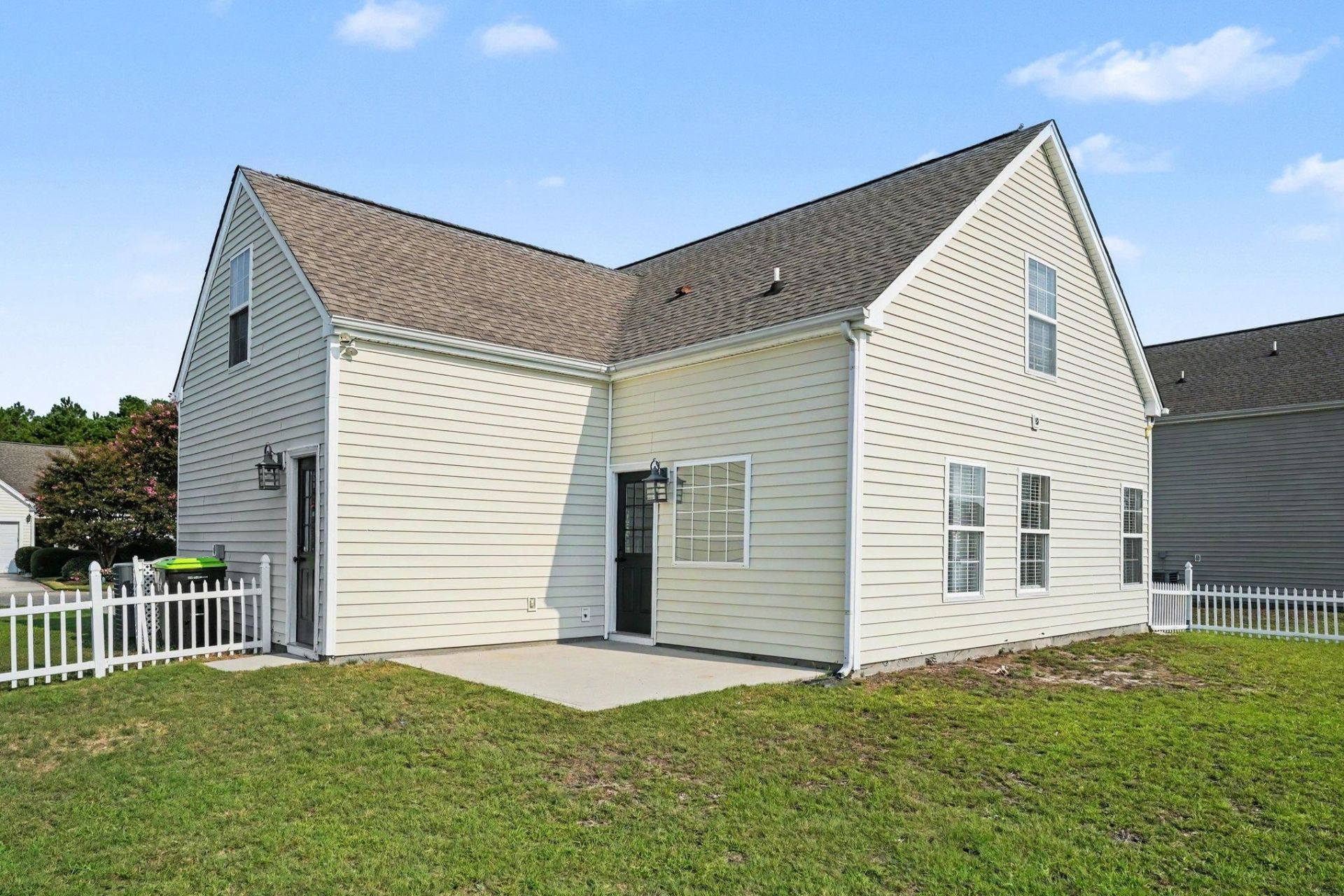 2237 Haystack Way Photo 33