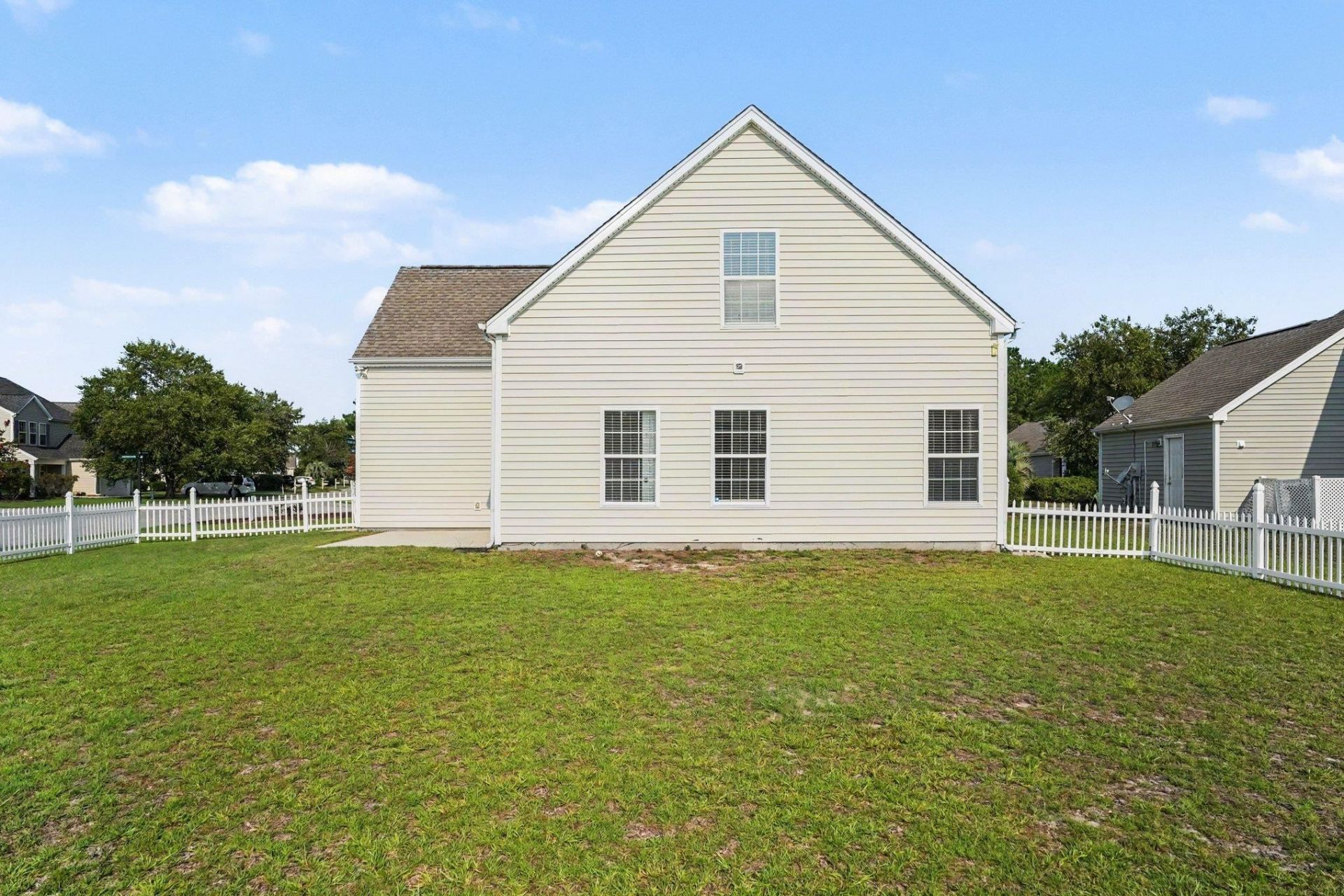 2237 Haystack Way Photo 35