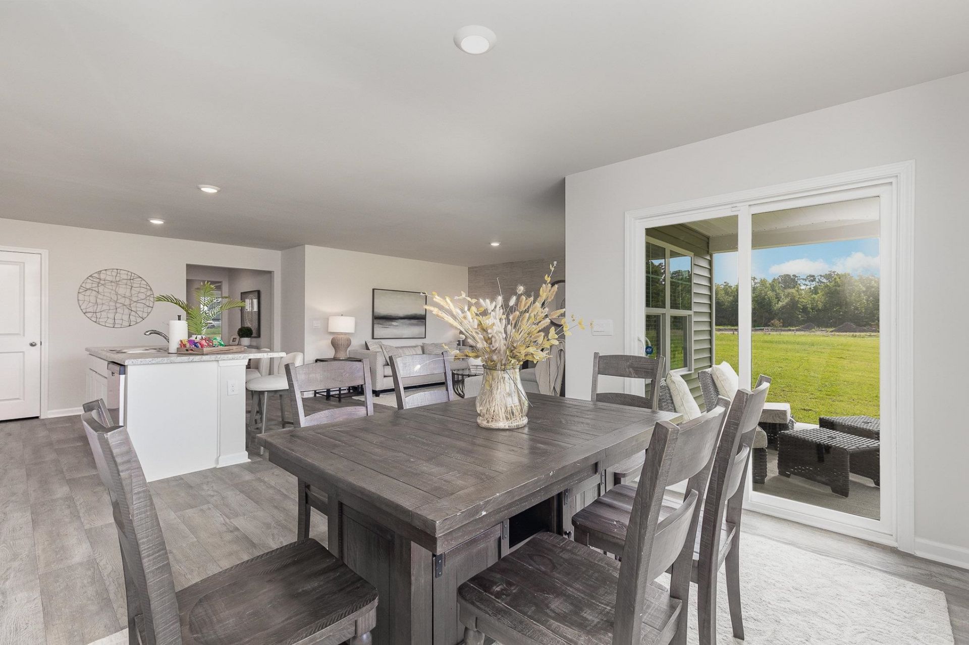 601 Songbird Ct. Photo 9