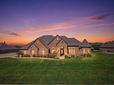 12408 Villa Milano Drive, Fort Worth, TX 76126