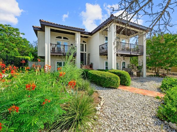 112 Javelin DR , Lakeway, TX 78734