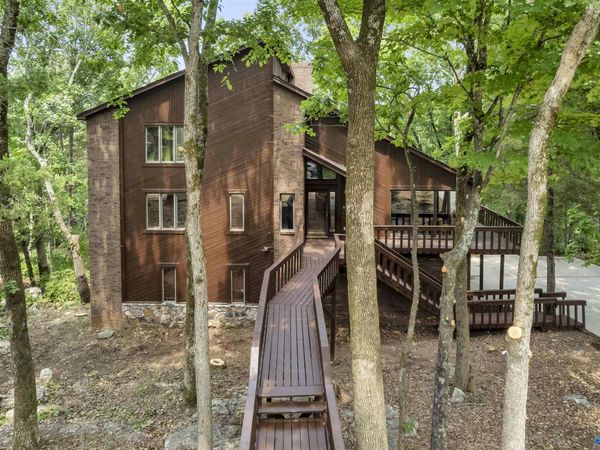1522 Chandler Road SE, Huntsville, AL 35801