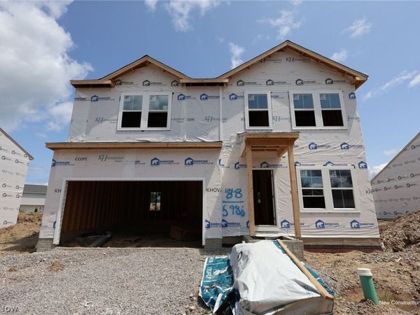 5986 Montauk Point , Vermilion, OH 44089
