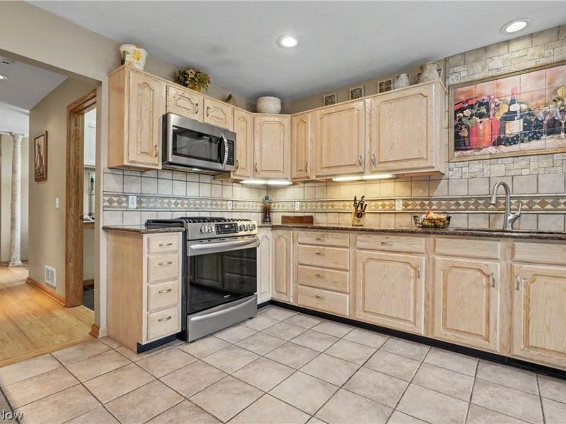 40 W Maple Drive, Seville, OH 44273 Photo 18