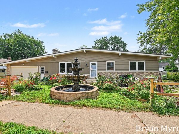 182 E 25th Street, Holland, MI 49423
