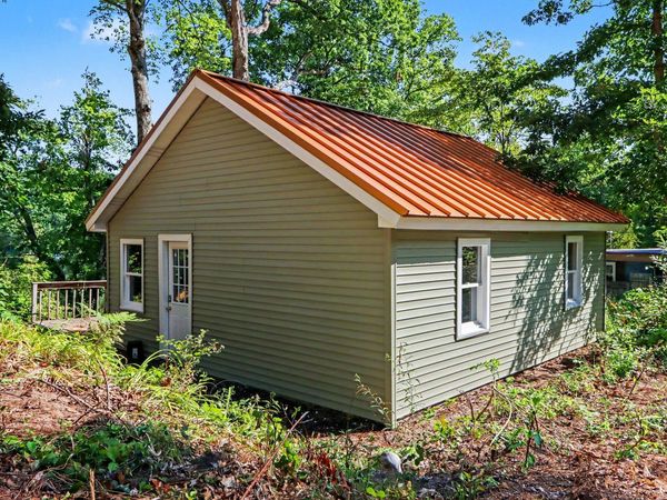 5980 McKibben Road, Delton, MI 49046