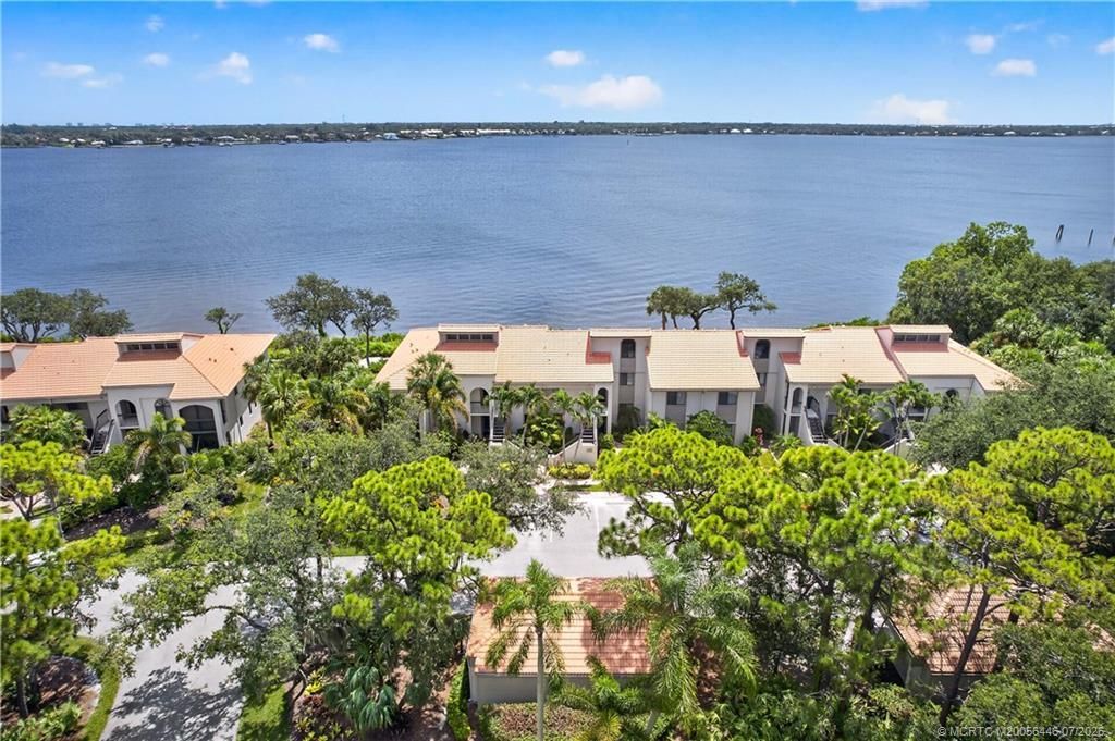2568 NW Seagrass Drive, Unit 2A, Palm City, FL 34990 Photo