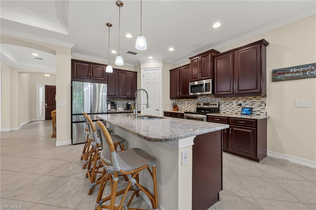 16423 Barclay Ct, Naples, FL 34110 Photo