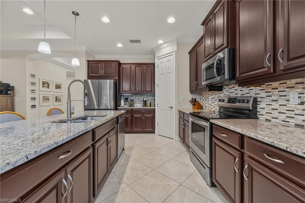 16423 Barclay Ct, Naples, FL 34110 Photo