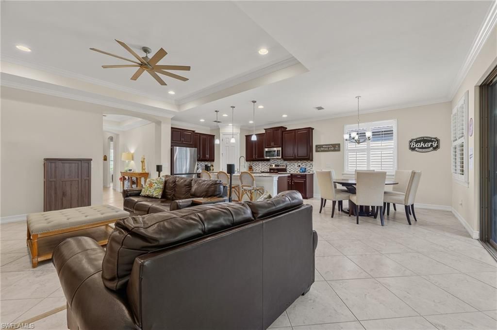 16423 Barclay Ct, Naples, FL 34110 Photo