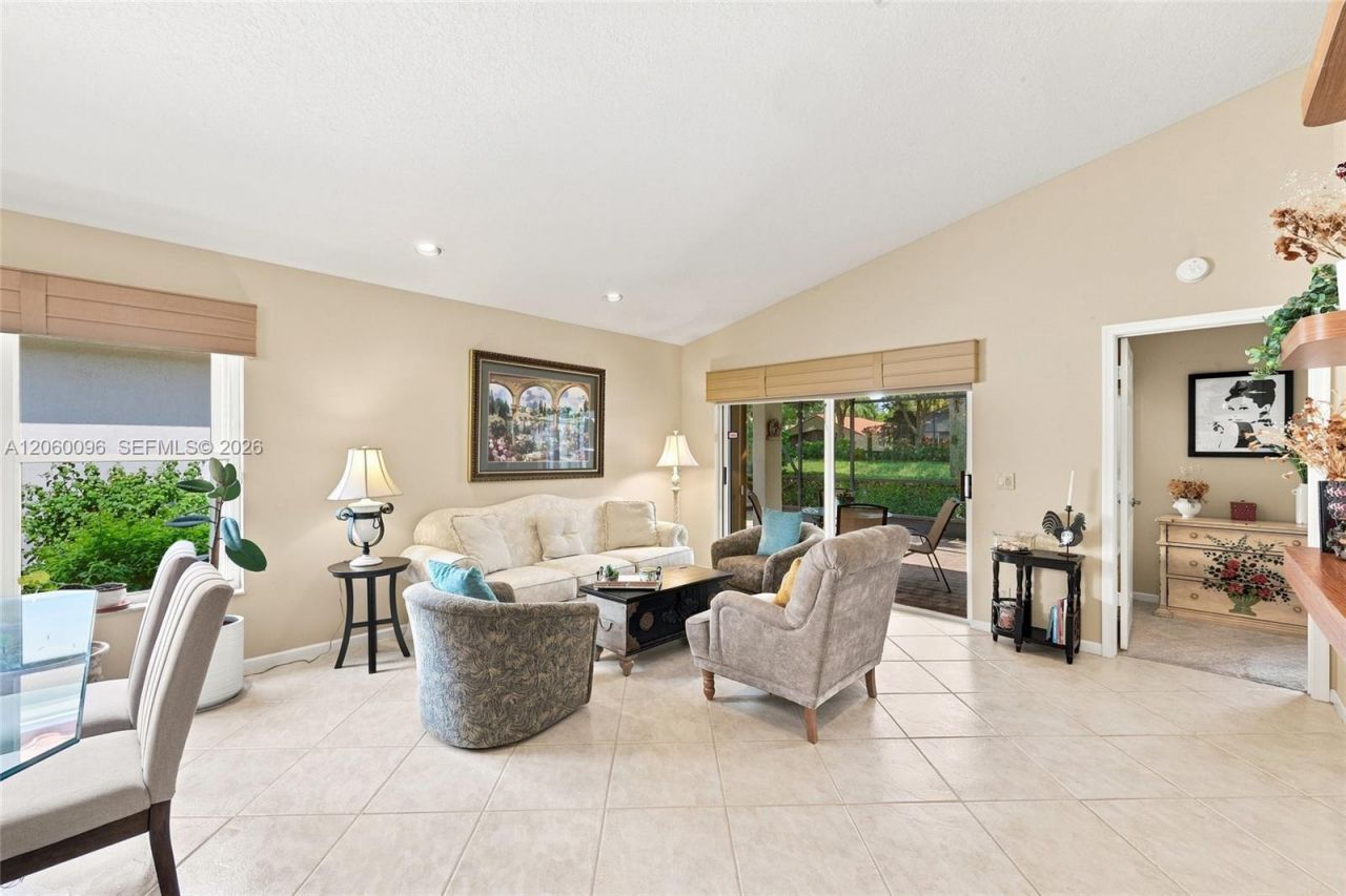 7215 Whitfield Ave, Boynton Beach, FL 33437 Photo