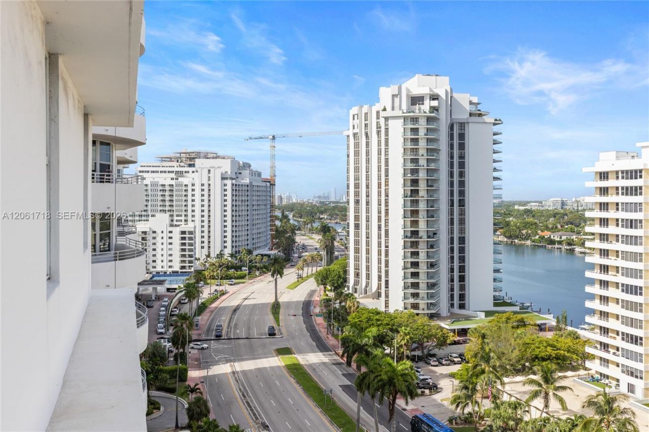 5601 Collins Ave, Unit 1515, Miami Beach, FL 33140 Photo