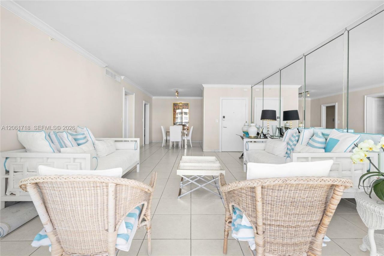 5601 Collins Ave, Unit 1515, Miami Beach, FL 33140 Photo
