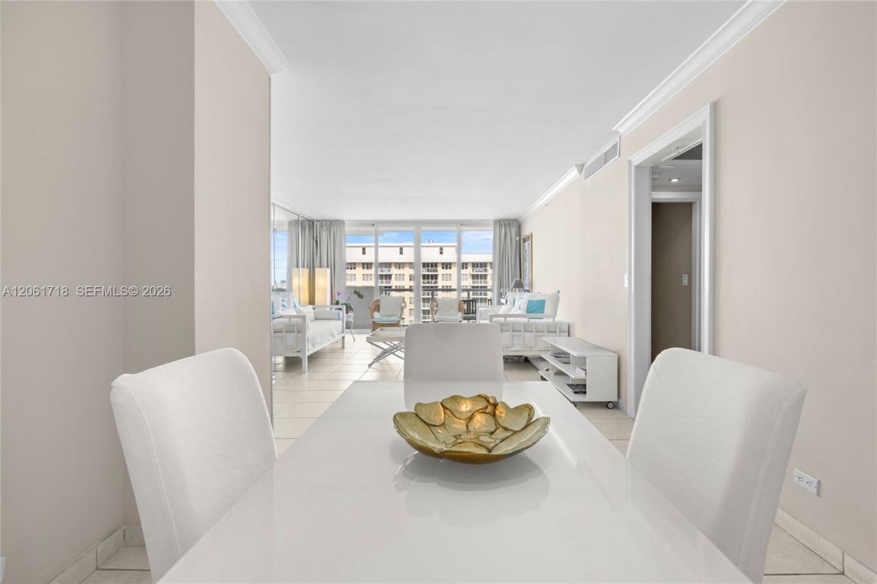 5601 Collins Ave, Unit 1515, Miami Beach, FL 33140 Photo