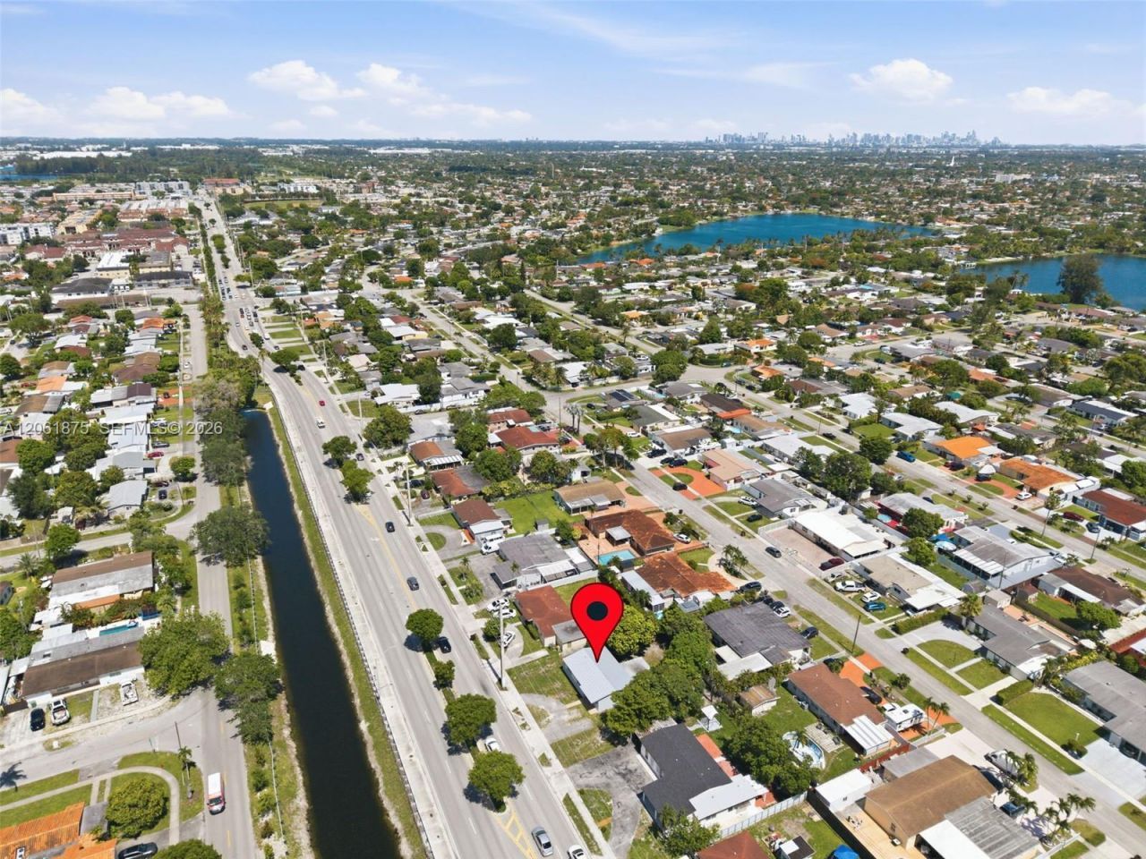 998 W 68th St, Hialeah, FL 33014 Photo