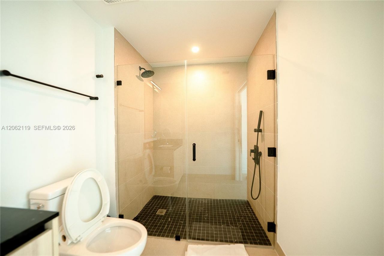 225 N Miami Ave , Unit 2912, Miami, FL 33128 Photo