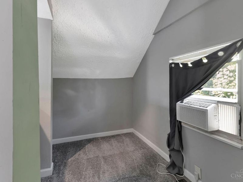 3953 Kirkup Avenue, Cincinnati, OH 45213 Photo 23