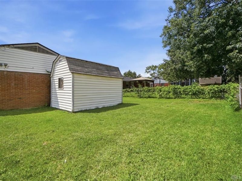 266 Nelson Lane, Springdale, OH 45246 Photo 21