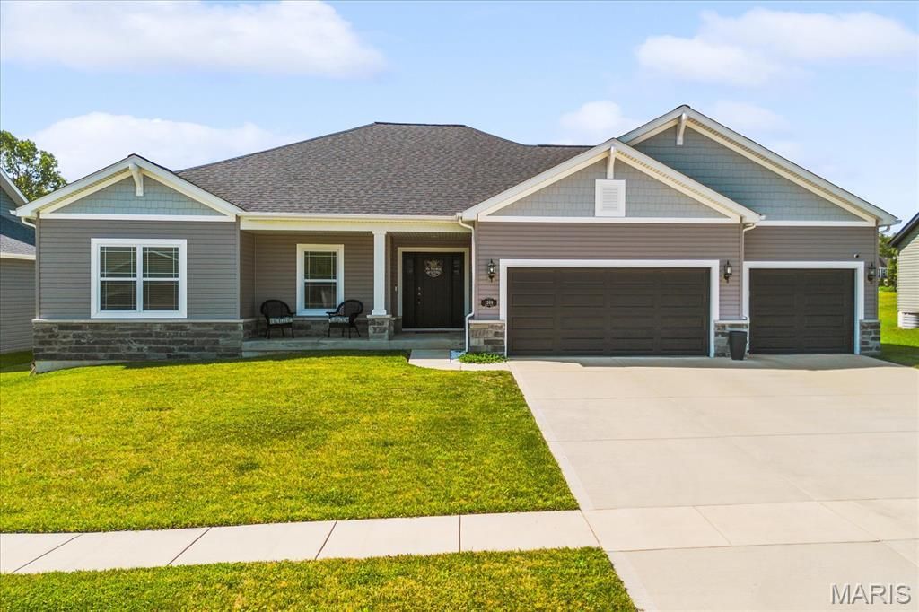 1209 Bayley Drive, O Fallon, IL 62269 Main Photo