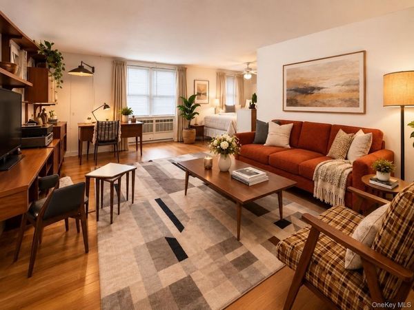 78-40 164th St, Unit 2M, Fresh Meadows, NY 11366
