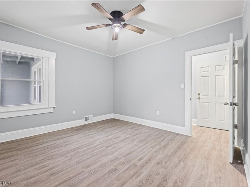 2101 Denison Avenue, Cleveland, OH 44109 Photo 8