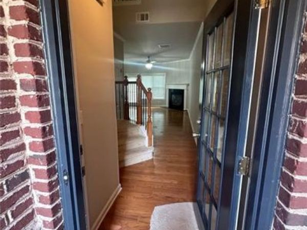 1664 OAKBROOK LAKE Drive, Norcross, GA 30093